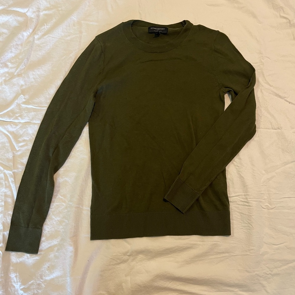 Banana Republic Olive Crewneck Sweater
